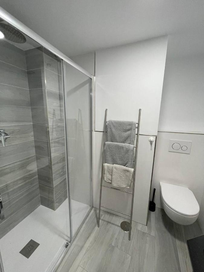 Apartamento 2 Gran8เนร์คา ภายนอก รูปภาพ
