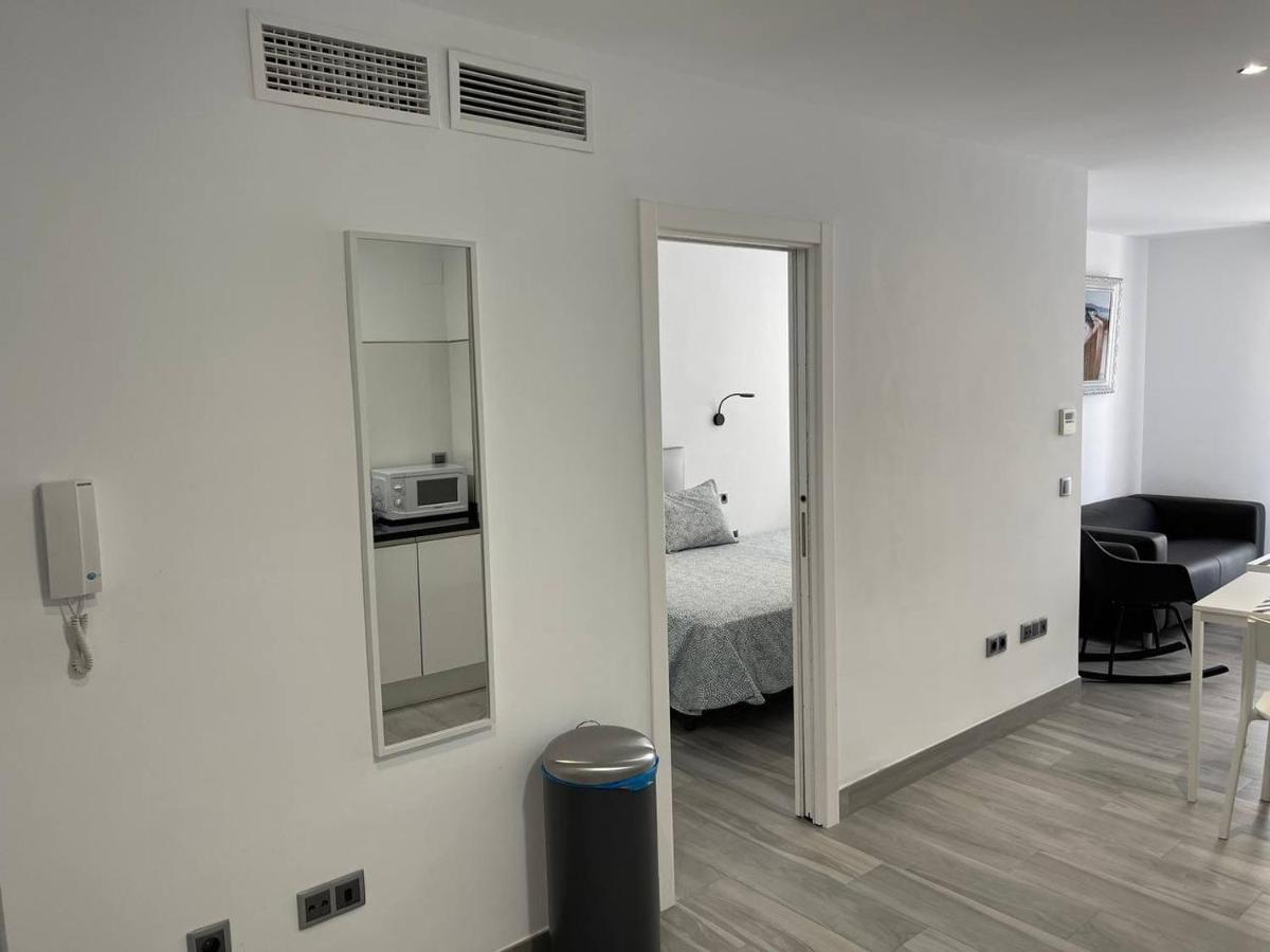 Apartamento 2 Gran8เนร์คา ภายนอก รูปภาพ