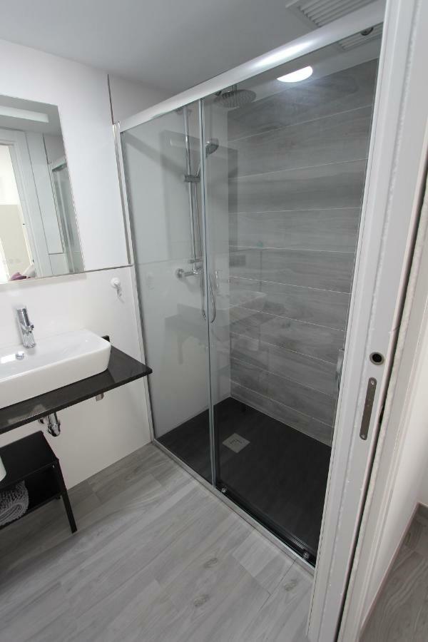 Apartamento 2 Gran8เนร์คา ภายนอก รูปภาพ