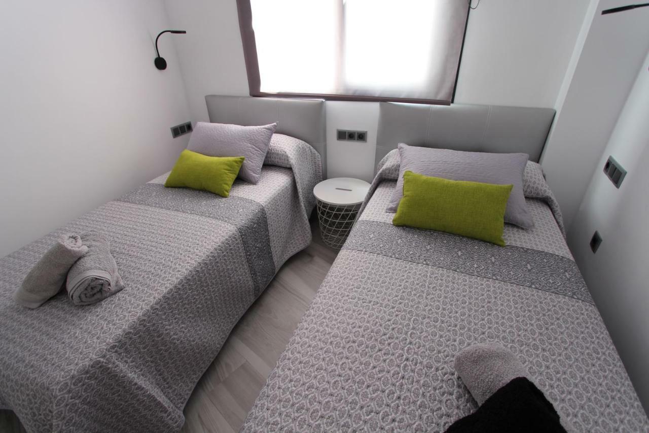 Apartamento 2 Gran8เนร์คา ภายนอก รูปภาพ